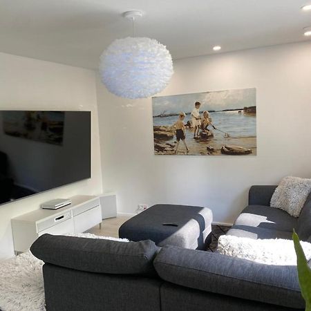 Modern Apt - King-Size Bed - Wifi -Self Check In Διαμέρισμα Ροβανιέμι Εξωτερικό φωτογραφία